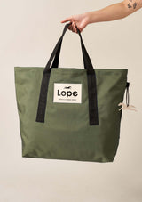 THE CHAMPION BAG REDUX - HUNTING GREEN stallväska lope stallväska i hunting green, stor stilren ridväska