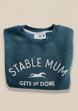 stable mum_gets shit done, blå tröja för alla stall mammor