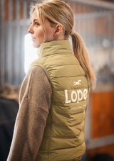 Team Vest, Gul dunväst för ryttare på modell