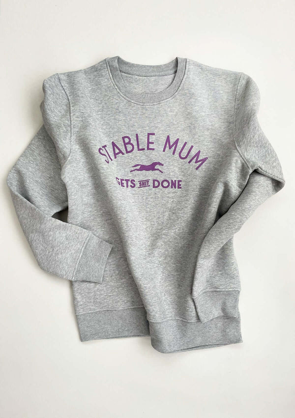 populära stable mum gets shit done tröjan från lope.se. Grå college tröja bästa presenten till mamma